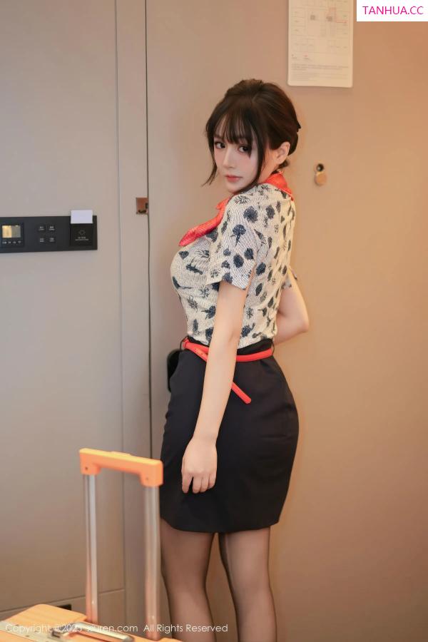   [XiuRen]高清写真图 2025.12.16 No.11115 沈南汐RuRu 空姐制服第2张图片